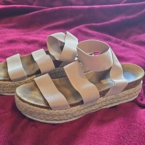 Women's Cream Sandals